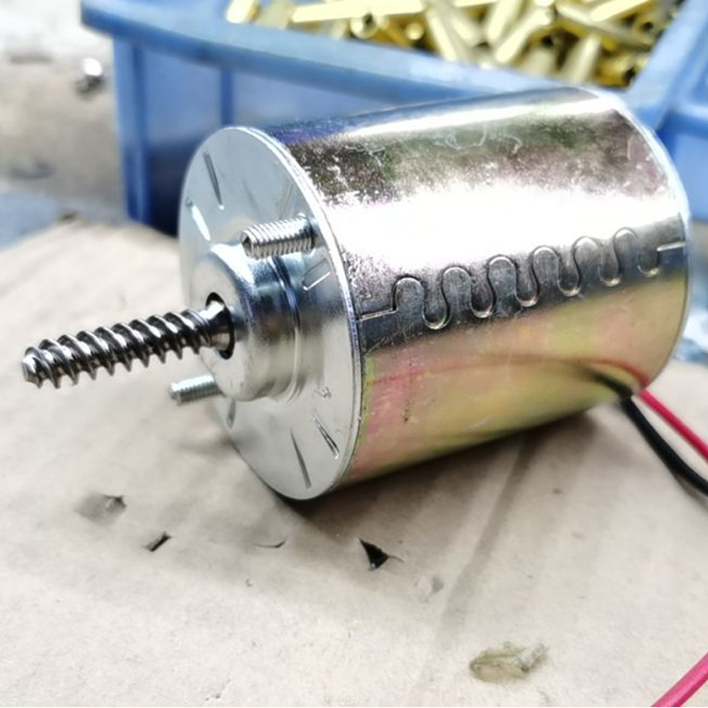 ماكينة صالة الألعاب لعبة النمر - مراجعة Crane Claw Motor وسعره